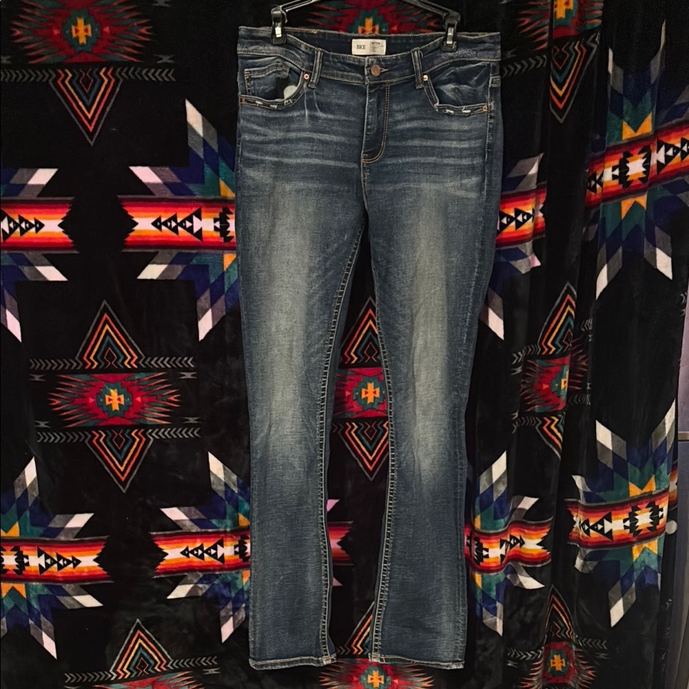 BKE Blue Skinny Jeans with Sleek Design